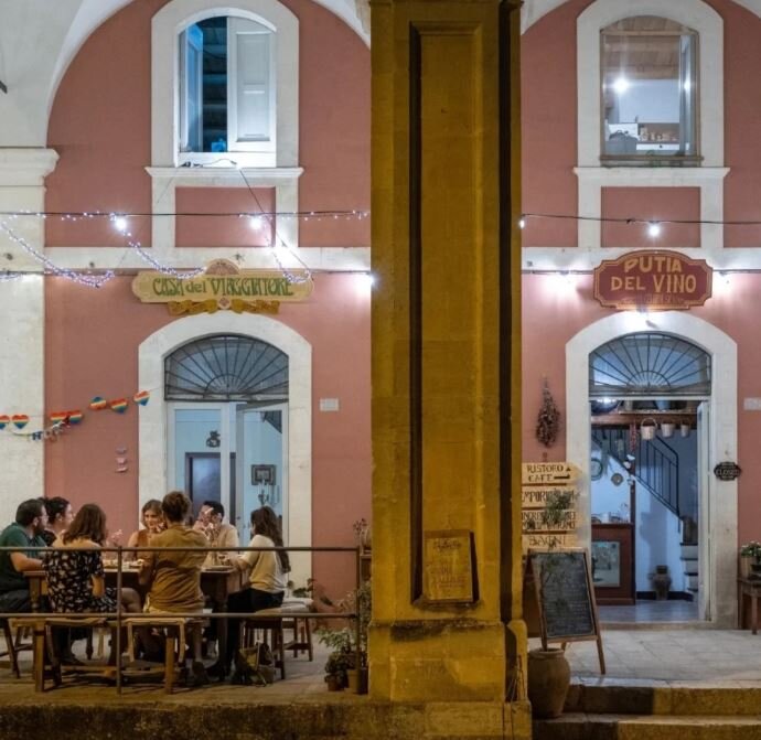 Aperitivo di quartiere all'Antico mercato